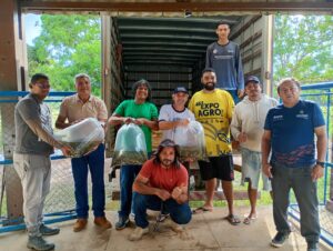 Imagem da notícia - Sepa entrega 40 mil alevinos e beneficia 40 piscicultores em Presidente Figueiredo