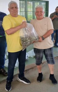 Imagem da notícia - SEPA fortalece piscicultura em Iranduba com entrega de 50 mil alevinos a produtores locais